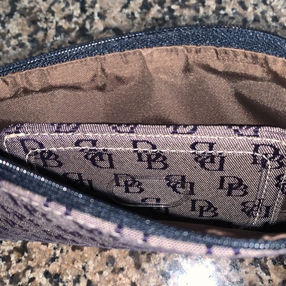 Dooney & Bourke Wristlet with ID Card - Picture 10 of 10
